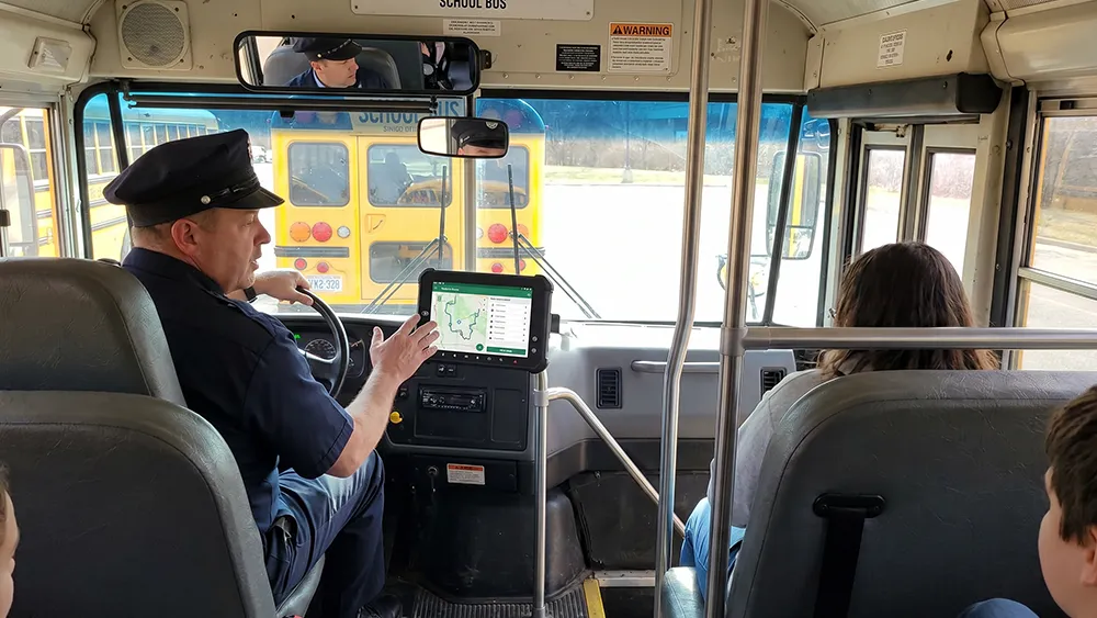 8 inch rugged tablet for Public Transportation School Bus